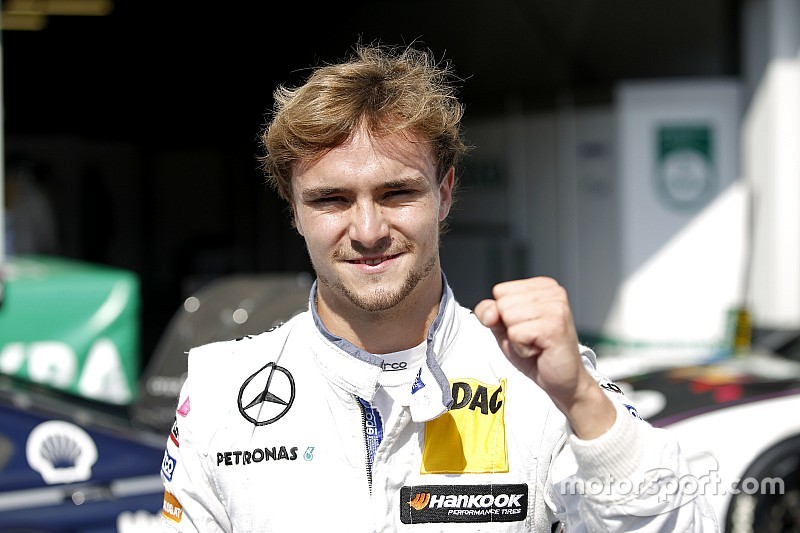 DTM-Fahrer Lucas Auer und Felix Rosenqvist mit VLN-Premiere