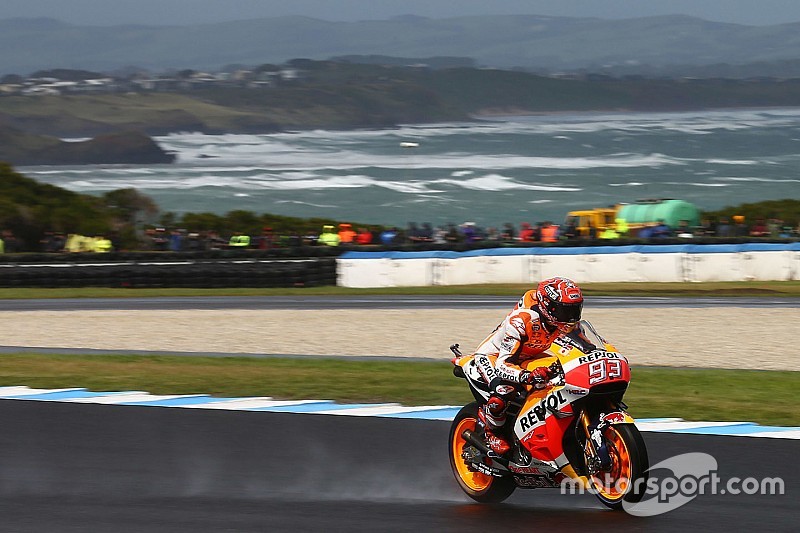 MotoGP Australia: Marquez pole position, Rossi start ke-15