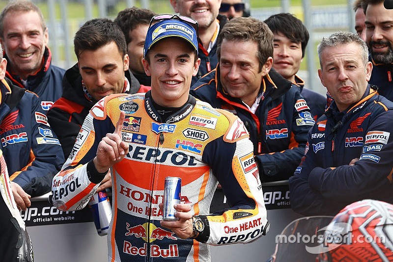 Marquez: "Ik zag de regen komen, maar nam de gok"