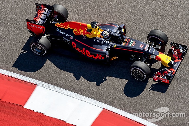 Verstappen nyerte a harmadik edzést Austinban Ricciardo, Raikkönen és Hamilton előtt