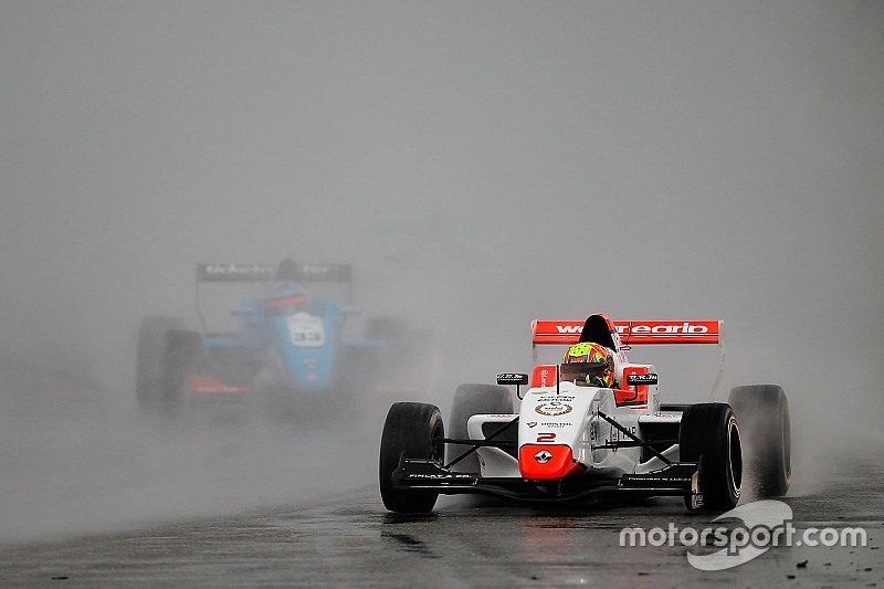 Lando Norris più veloce della pioggia, conquista la pole per Gara 1all'Estoril
