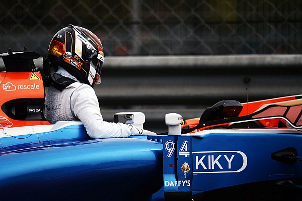 La discusi&oacute;n entre Wehrlein y su ingeniero