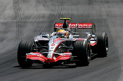 Hamilton, poleman sur 24 circuits différents