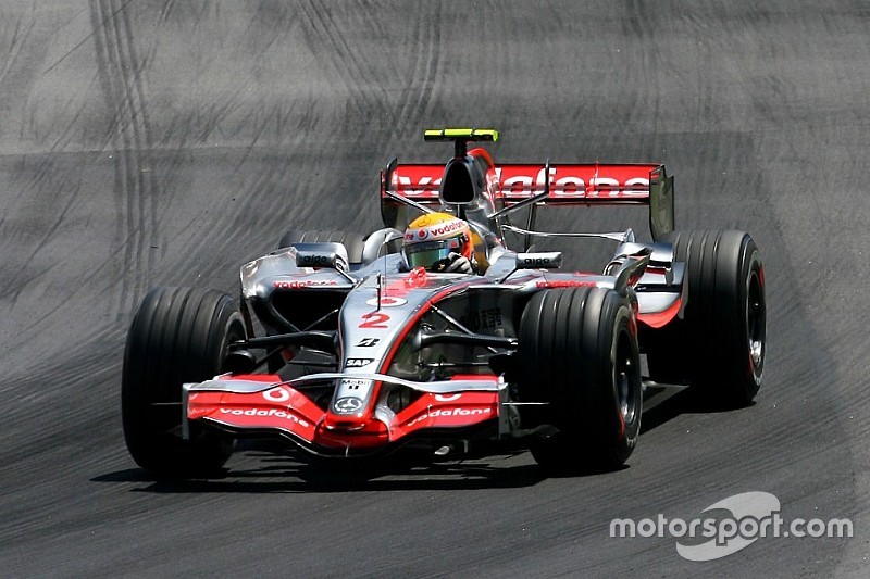 Hamilton, poleman sur 24 circuits différents