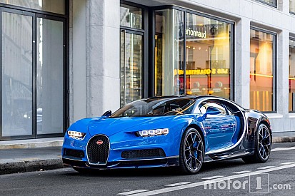 PHOTOS - La première Bugatti Chiron débarque à Paris !