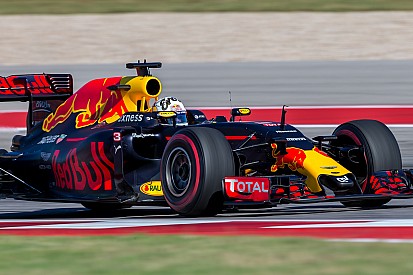 Kiderült, mi okozta Verstappen kiesését Austinban!