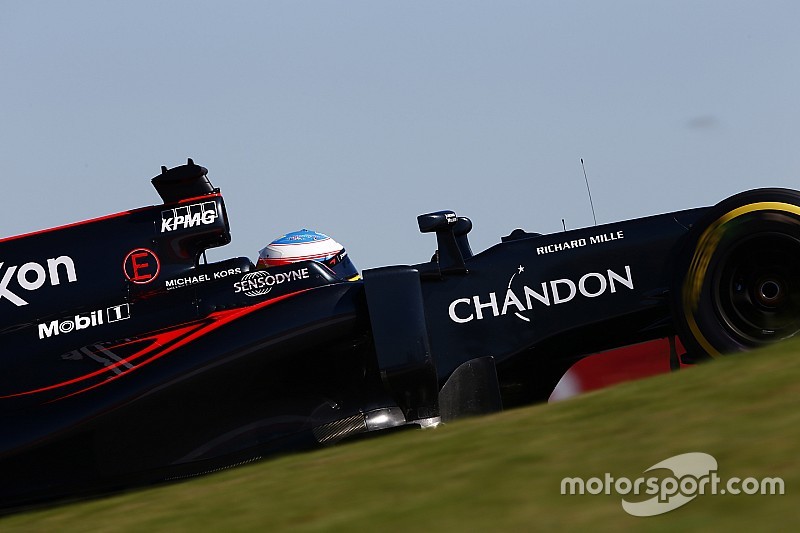 Pas de sanction pour Alonso après l'accrochage avec Massa