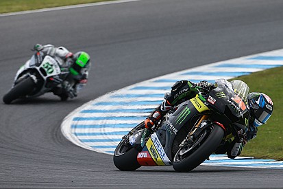 Smith stormt ondanks 'beperking' naar P8: "Dit is geweldig"