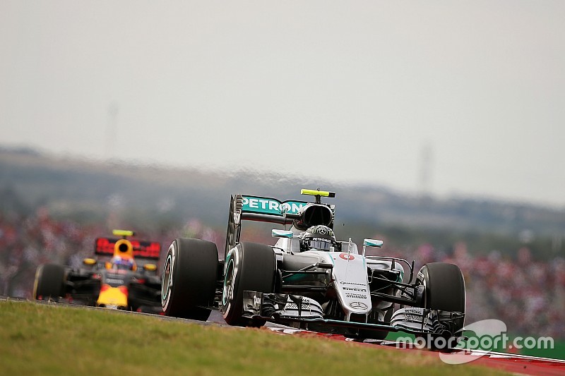 Rosberg tidak puas dengan raihan peringkat kedua