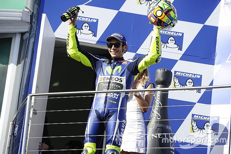 Podium: second place Valentino Rossi, Yamaha Factory Racing