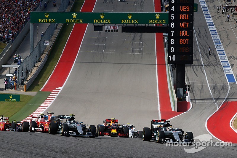 Lewis Hamilton, Mercedes AMG F1 W07 Hybrid