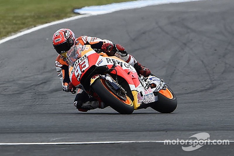 Sepang, Libere 1: Marquez detta il ritmo davanti a Vinales