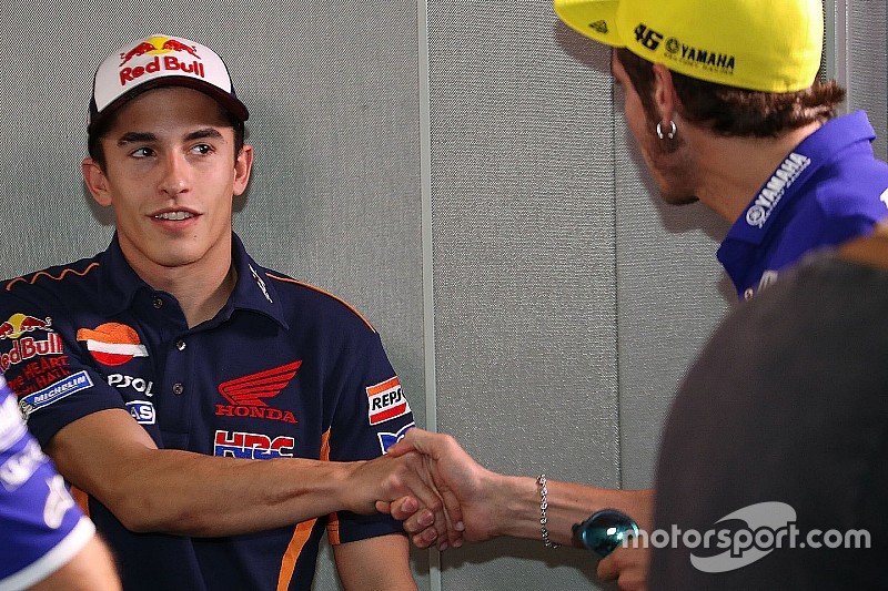 Quel bilan tirer un an après le clash Rossi-Márquez ?
