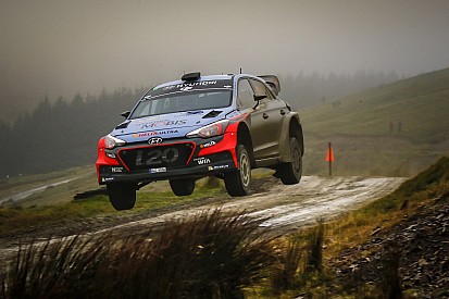 Galles, PS10-11: Ogier controlla Tänak, Neuville vince ancora