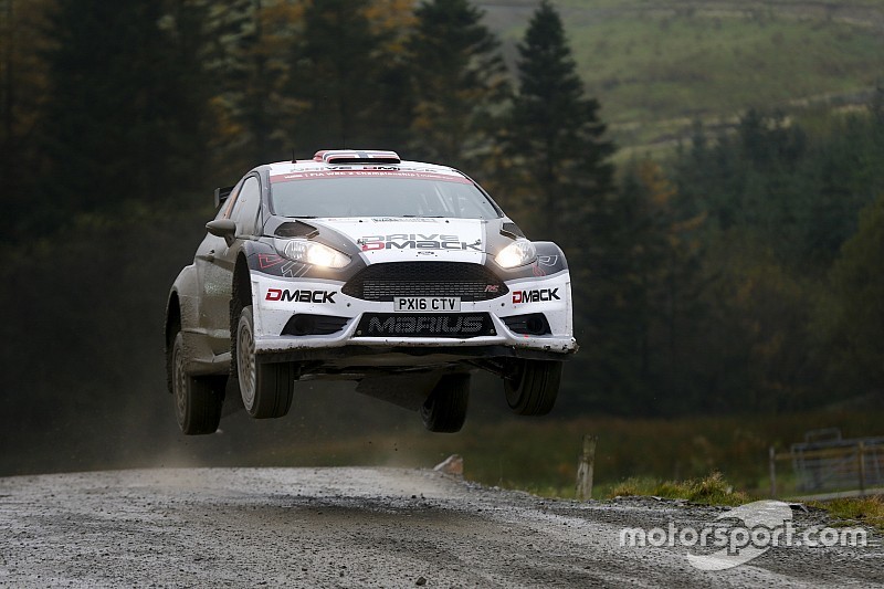 ES12 à 15 - Tänak à l'attaque mais Ogier "contrôle"
