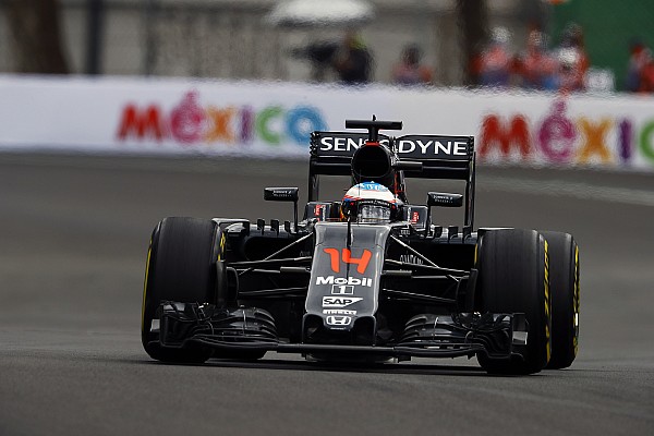 Alonso: "n&atilde;o &eacute; bom estar feliz com 11&ordf; posi&ccedil;&atilde;o"