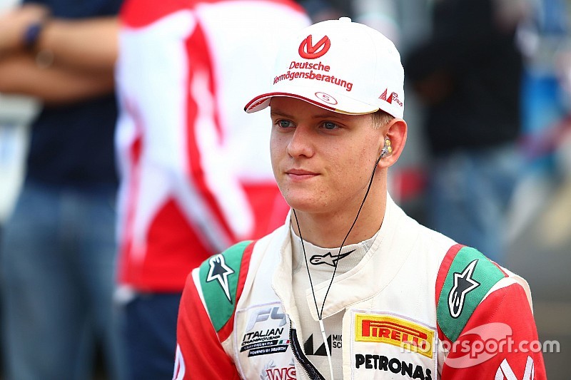 Schumacher loses out on Italian F4 title to Siebert