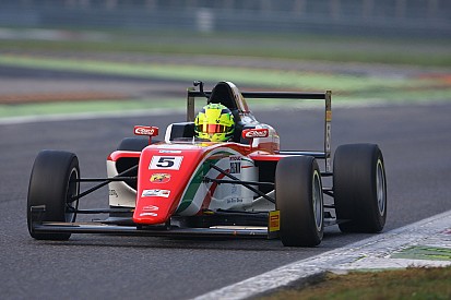 Hihetetlen: Mick Schumacher a 26. helyről lett második