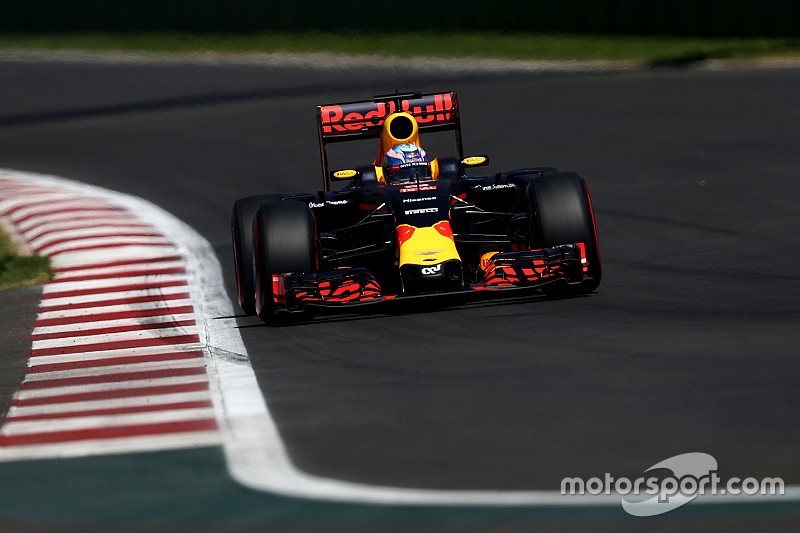 Ricciardo: "Hamilton y Vettel merecían ser sancionados"