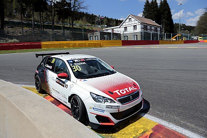 La Peugeot 308 avrà le specifiche TCR dal 2018