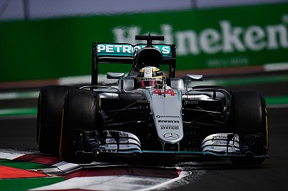 Mercedes nam risico met ophanging van Hamilton na flatspot
