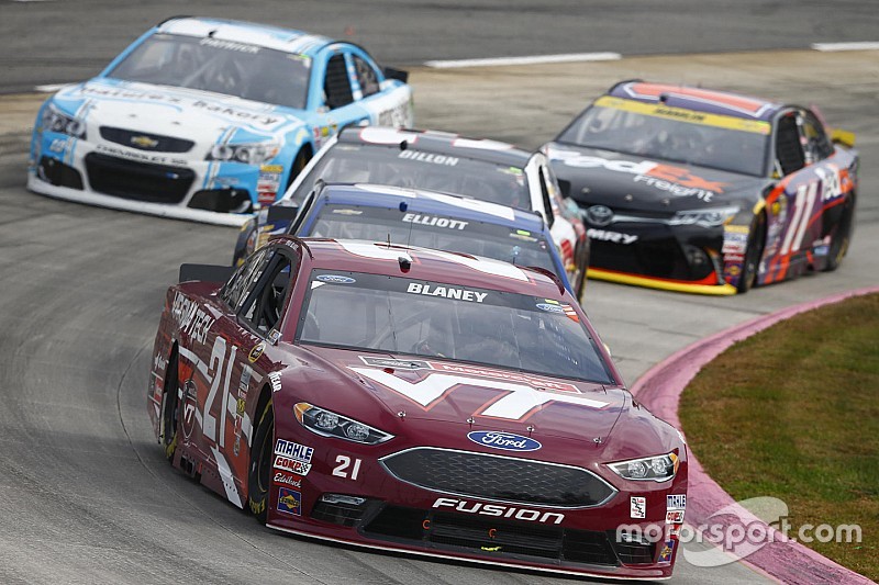 Ryan Blaney fue el más rápido en la práctica matutina del sábado
