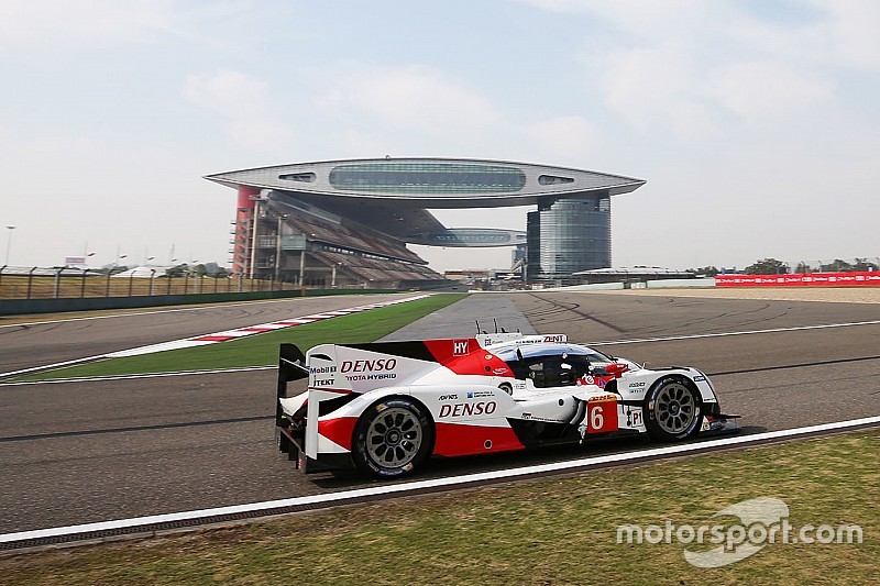【WEC】上海6時間レース、スタートから4時間。6号車トヨタが30秒差で首位1号車を追う