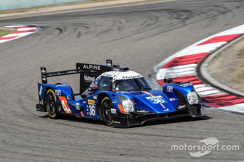 #36 Signatech Alpine A460: Gustavo Menezes, Nicolas Lapierre, Stéphane Richelmi