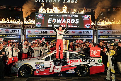 Unter Texas-Regen: Sieg und NASCAR-Finaleinzug für Carl Edwards