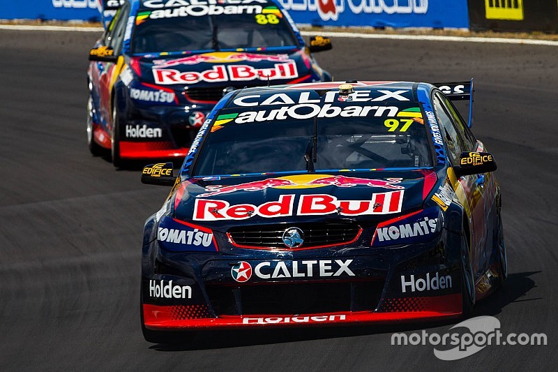 Shane Van Gisbergen tient la corde avant la manche finale