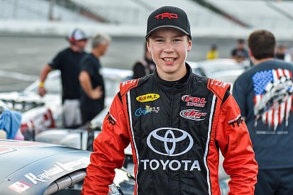 Raphaël Lessard à deux doigts du titre en CARS Super Late Model Tour