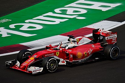 Stewards FIA akan periksa bukti baru Ferrari terkait insiden Vettel