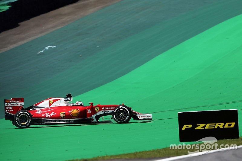 Vettel - Ferrari a "du pain sur la planche" d'ici les qualifications