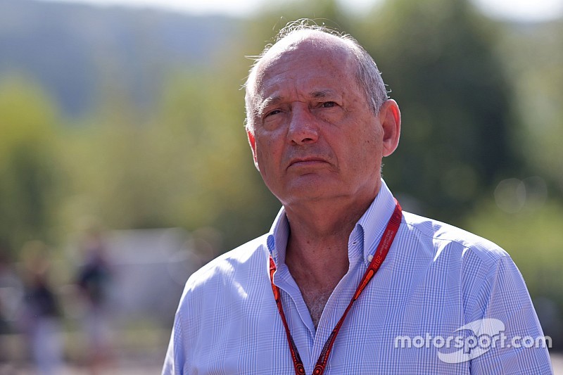 ‘Bestuur McLaren wil Dennis met onmiddellijke ingang schorsen’