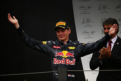 Verstappen: "Teníamos que arriesgar"