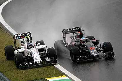Alonso asegura que parar el GP de Brasil fue "una decisión lógica"