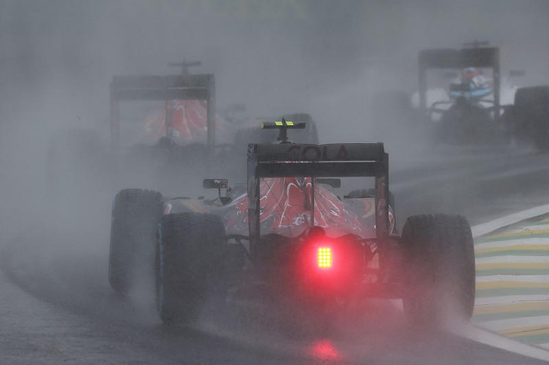 Sainz: Balapan di Interlagos “benar-benar berbahaya”