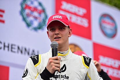 Schumacher, Newey listos para el MRF Challenge
