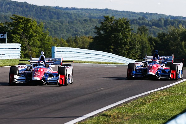 Muñoz et Daly seront chez Foyt en 2017