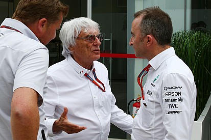 Ecclestone: "Per semplificare le regole, bisogna riscriverle da zero"