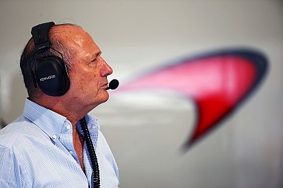 Contribuição de Ron Dennis foi “colossal”, diz McLaren