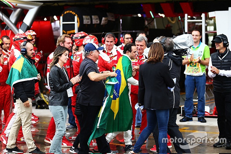 Massa mérnöke alig hiszi el a brazil mennyi szeretet kapott!
