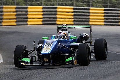 Macao, F.3: Felix Da Costa si conferma poleman provvisorio davanti a Ilott