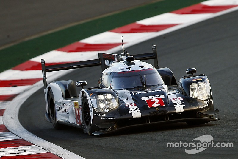 Porsche lidera la FP1 del WEC en Bahrein; Merhi, segundo de su categoría