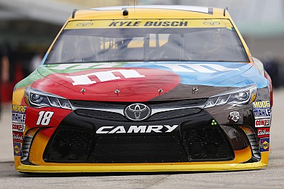 Toyota obtiene su primer título de fabricante en NASCAR