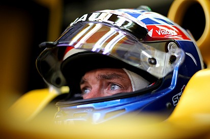 Palmer devra "faire jeu égal" avec Hülkenberg pour convaincre Renault
