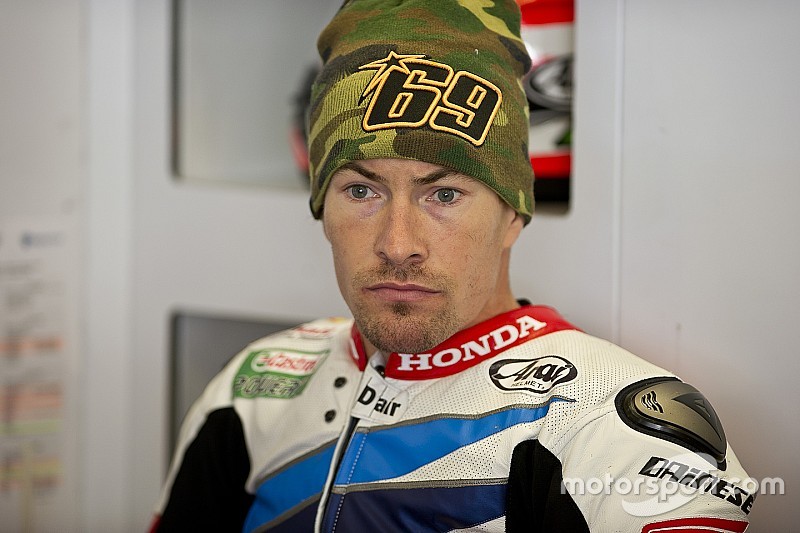Honda: Hayden salta i test di Jerez per una distorsione al ginocchio