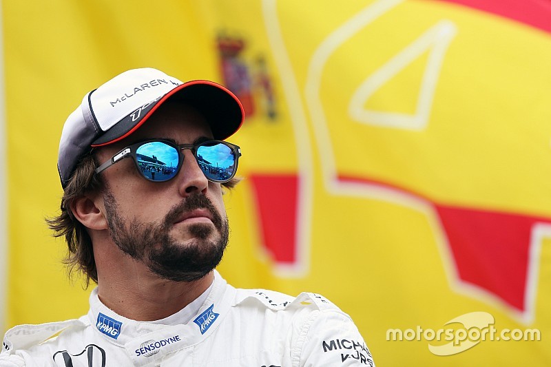 Formel-1-Fahrer Fernando Alonso deutet WEC-Wechsel zu Porsche an