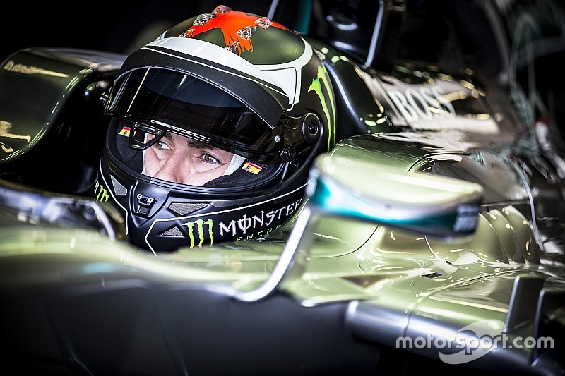 VÍDEO: Jorge Lorenzo testa de carro de F1 da Mercedes