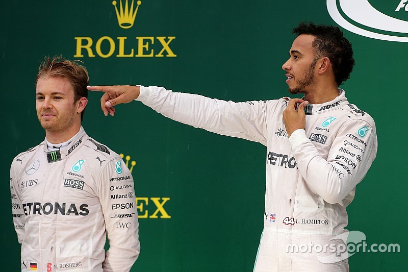 Horner - La tâche est "plus facile" pour Hamilton que pour Rosberg